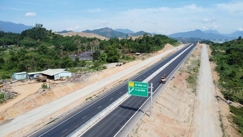 Sau gần hai năm thi công,&nbsp;cao tốc đoạn Hòa Liên - Túy Loan đã chính thức được thông xe vào ngày 19/8. Ảnh: VGP