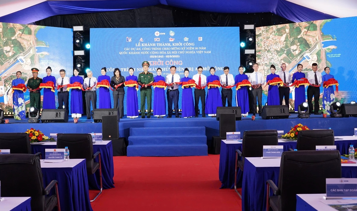 Lễ khởi công Công trình Nhà máy Thủy điện Trị An mở rộng.