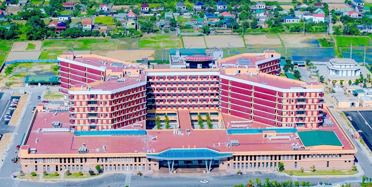 Bệnh viện Ung bướu Nghệ An giai đoạn 2 sau nhiều tháng thi công đã hoàn thành đúng dịp kỷ niệm Quốc khánh 2/9