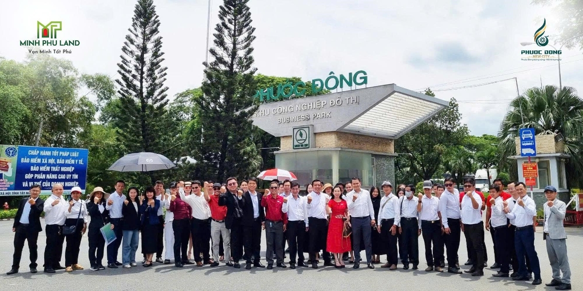 Các chuyên gia bất động nhận định nhà phố Phước Đông New City hấp dẫn nhờ lợi thế về vị trí, pháp lý, giá cả.