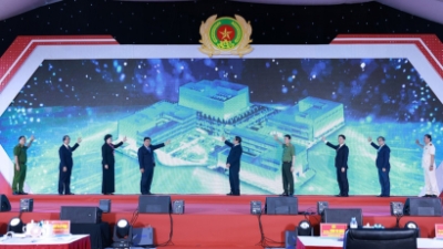 National data center officially opens in Hanoi