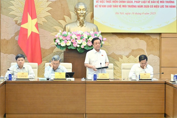 Phó Chủ tịch QH Lê Minh Hoan kết luận buổi làm việc. (Ảnh: Cao Phong - MOJ).