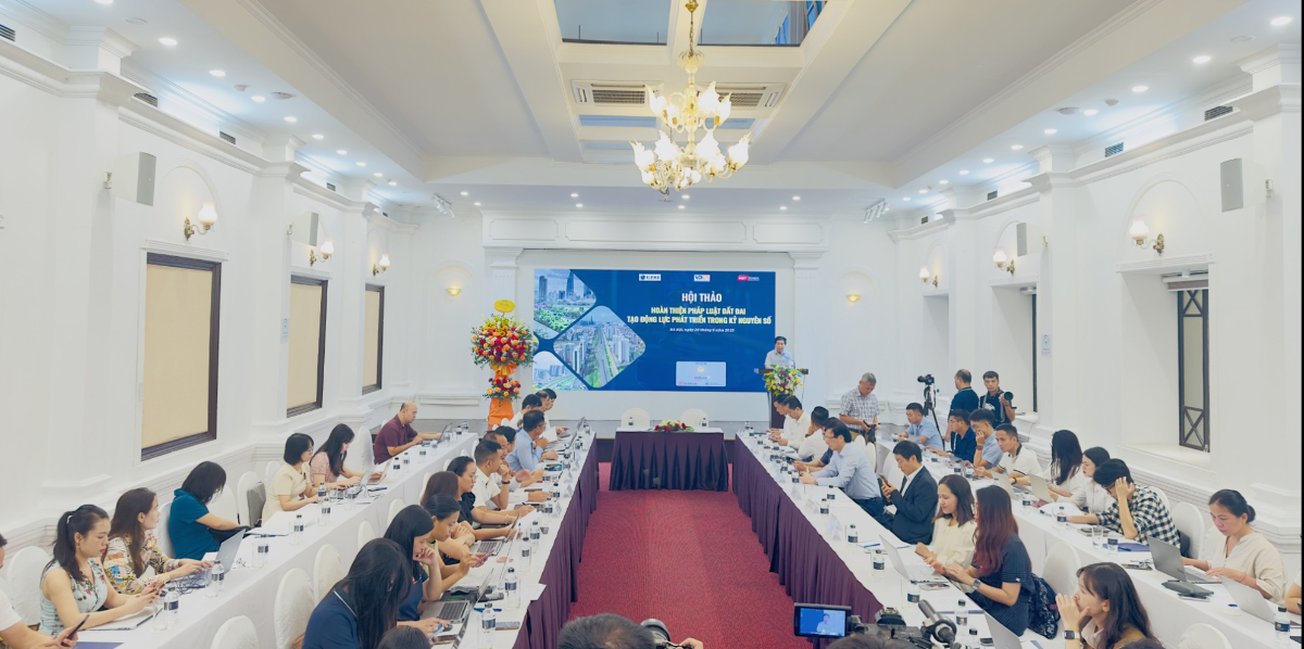 Toàn cảnh hội thảo