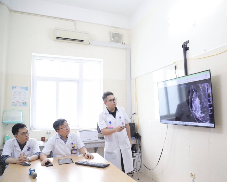 Bệnh án điện tử giúp nâng cao tính minh bạch trong quản lý bảo hiểm y tế, giảm bớt thủ tục hành chính phức tạp. Ảnh: Bệnh viện K