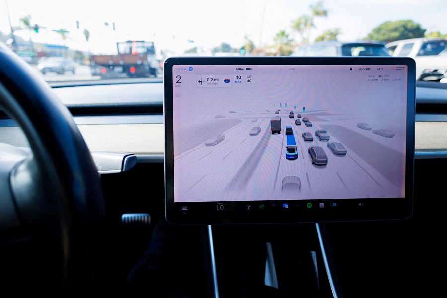 <i>Canh bạc này được thúc đẩy bởi sự bế tắc của Tesla về tăng trưởng doanh số, cũng như sự cạnh tranh gay gắt trên thị trường ô tô Trung Quốc.</i>