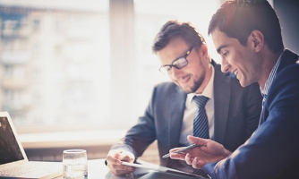 Xử lý nghiêm những người nước ngoài vào Việt Nam làm việc không có giấy phép, trái phép