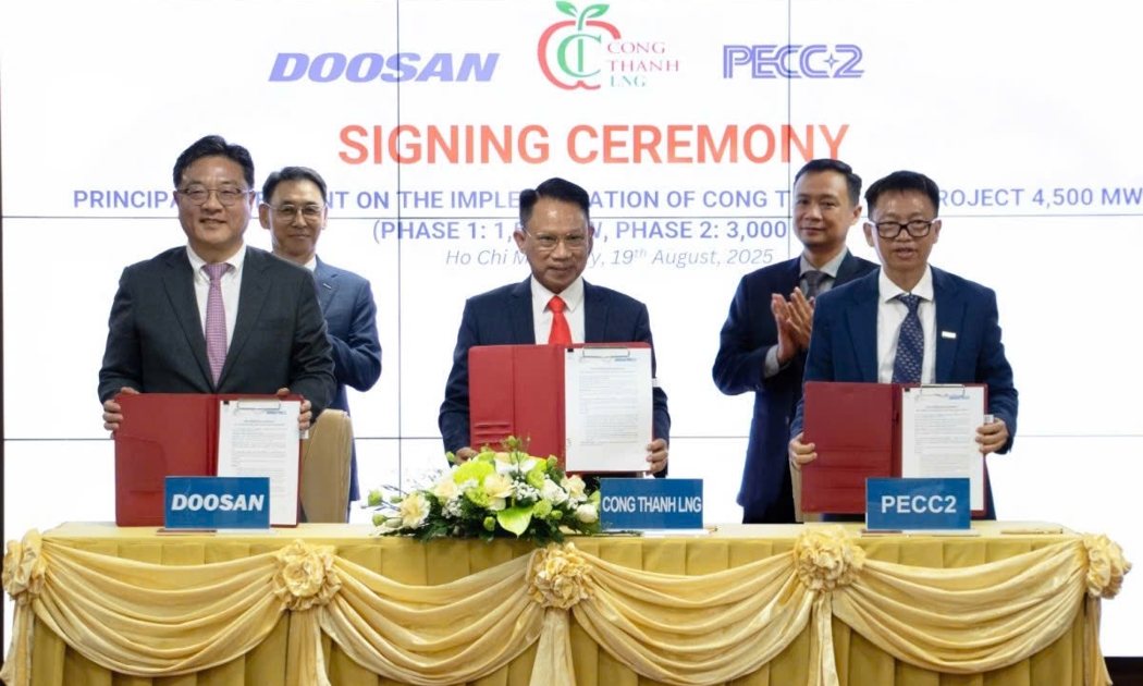 Lễ ký kết thỏa thuận nguyên tắc thực hiện dự án Nhà máy Nhiệt điện LNG Công Thanh.