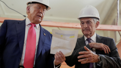 Tổng thống Trump đổ lỗi Chủ tịch Fed cản trở thị trường bất động sản