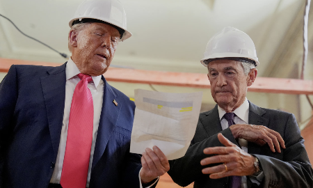 Tổng thống Trump đổ lỗi Chủ tịch Fed cản trở thị trường bất động sản