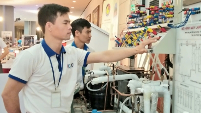 Đào tạo "nhân lực thực chiến" - "cuộc đua" mới của các trường nghề