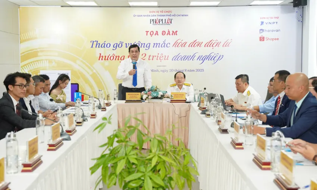 Toàn cảnh buổi toạ đàm