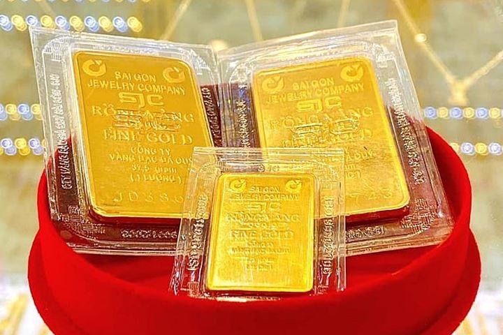 Giá vàng miếng bán ra tại một doanh nghiệp bất ngờ "phi thẳng" lên 131 triệu đồng/lượng