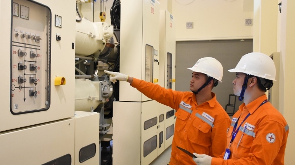 Đảm bảo cung ứng điện dịp Đại lễ là nhiệm vụ ưu tiên hàng đầu