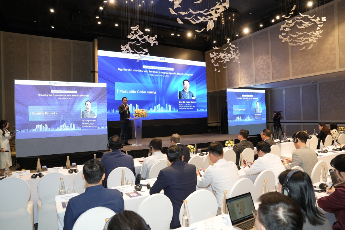 Ông Đỗ Ngọc Quỳnh, Phó Chủ tịch FiinRatings; Tổng thư ký Hiệp hội Thị trường Trái phiếu Việt Nam (VBMA) chia sẻ tại tọa đàm.