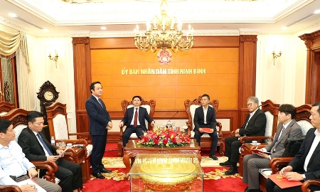 Lãnh đạo tỉnh Ninh Bình làm việc cùng các doanh nghiệp Nhật Bản. Ảnh: Báo Ninh Bình