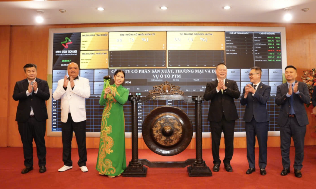 Sáng ngày 22/8/2025, 32 triệu cổ phiếu PTM của Công ty Cổ phần Sản xuất, Thương mại và Dịch vụ Ô tô PTM chính thức giao dịch trở lại trên UPCoM.