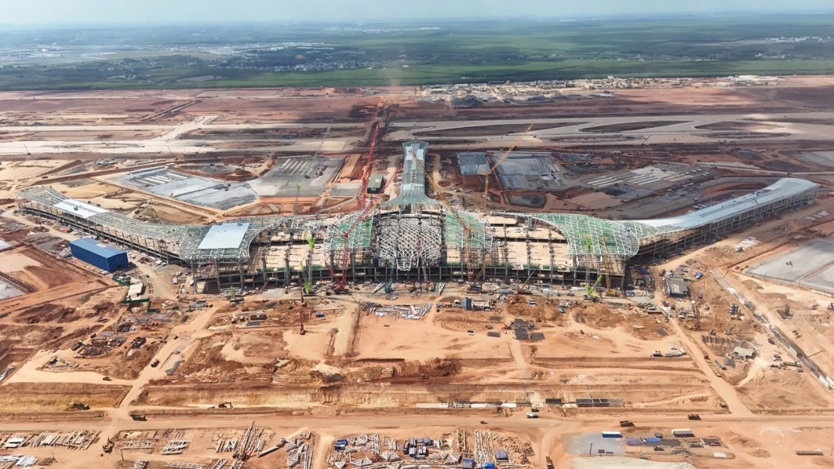 Sân bay Long Thành đi vào hoạt động kéo theo nhu cầu cấp thiết về nhà ở cho cán bộ công nhân viên hàng không và những chuyên gia trong các doanh nghiệp, ngành nghề phụ trợ. (Nguồn: Báo Chính phủ).