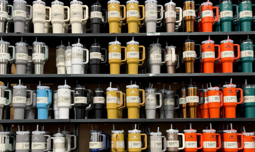 Chiếc cốc giữ nhiệt 