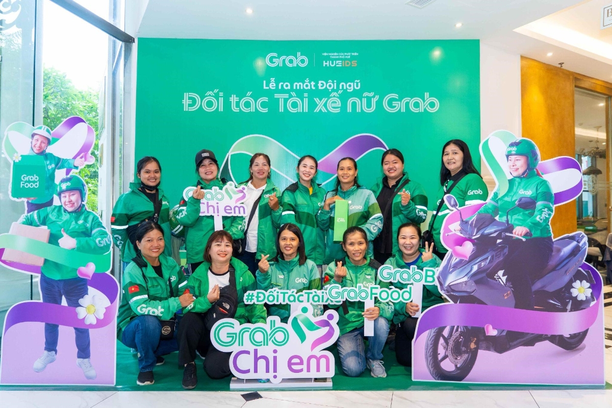 Grab ra mắt đội Đối tác tài xế nữ tại Huế, mang đến cơ hội thu nhập linh hoạt cho các lao động nữ.