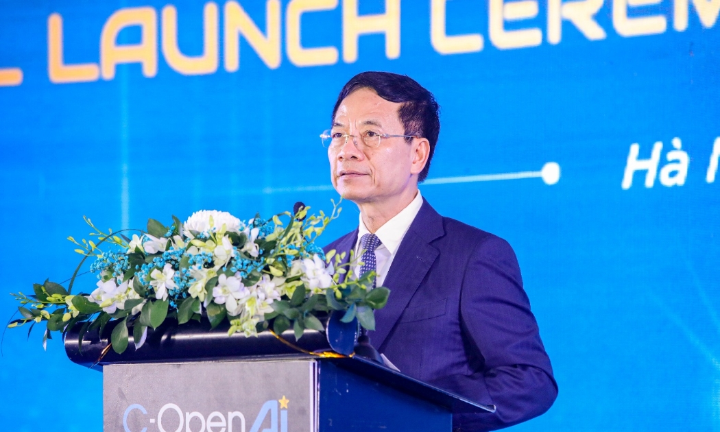 Bộ trưởng Bộ Khoa học và Công nghệ Nguyễn Mạnh Hùng tại sự kiện ngày 21/8 của Tập đoàn Công nghệ CMC. 