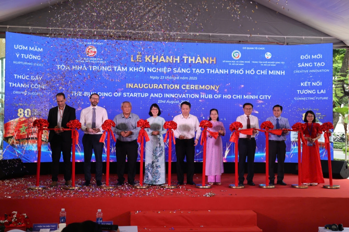 Sáng 23/8, UBND TP.HCM, Sở Khoa học Công nghệ khánh thành tòa nhà Trung tâm Khởi nghiệp sáng tạo TP.HCM (SIHUB).