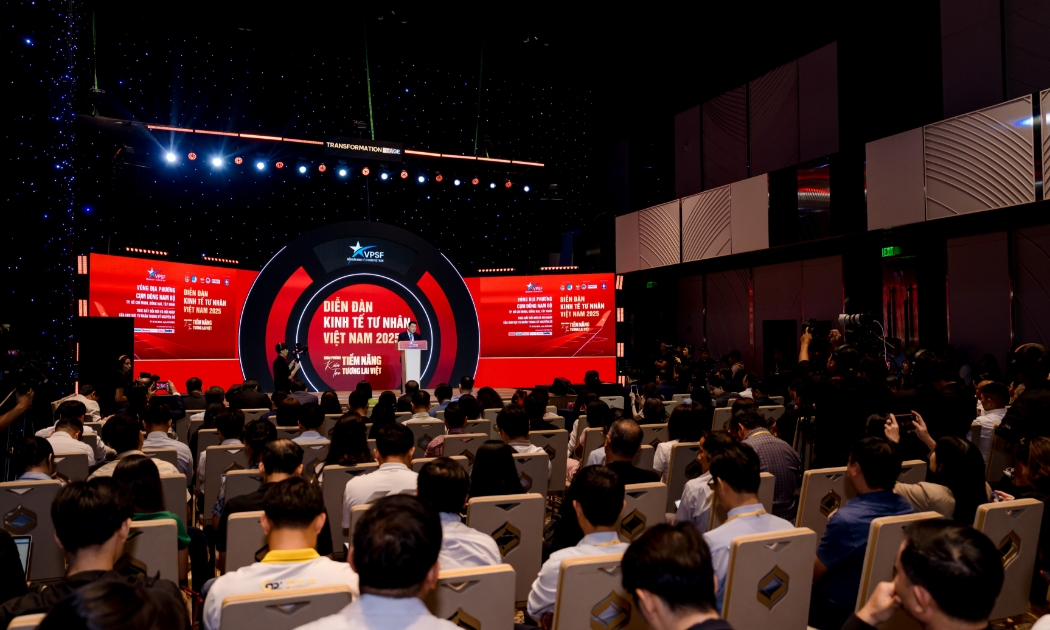 Vòng đối thoại địa phương cụm Đông Nam Bộ thuộc Diễn đàn Kinh tế tư nhân Việt Nam 2025 (VPSF 2025) diễn ra tại TP.HCM.