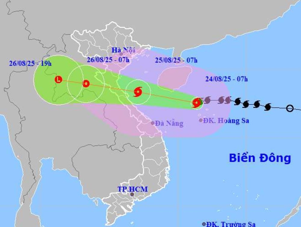 Dự báo đường đi của Bão số 5. Nguồn&nbsp;Trung tâm Dự báo Khí tượng Thủy văn quốc gia.