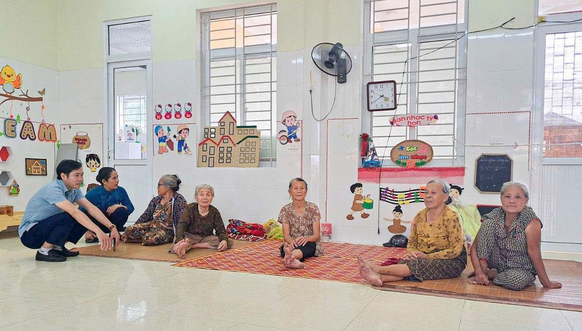 Ngay trong chiều 24/8, xã Đan Hải (Hà Tĩnh) đã tiến hành sơ tán 1.255 hộ với hơn 2.827 nhân khẩu đến nơi an toàn.