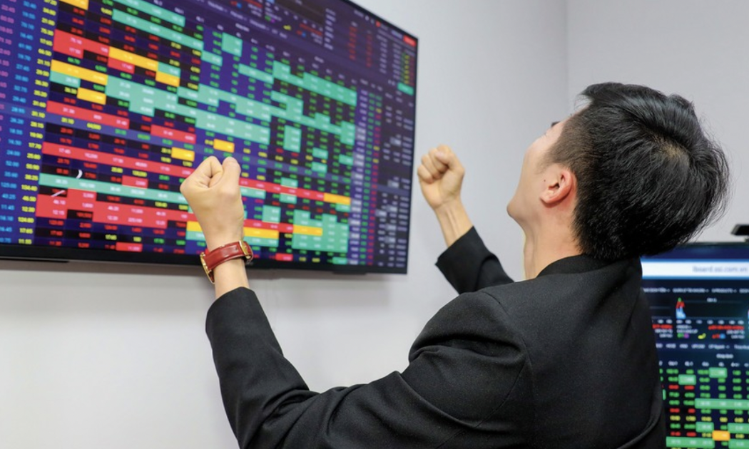 Động lực cơ bản mạnh mẽ giúp VN-Index vẫn hướng đến 1900 điểm trong dài hạn