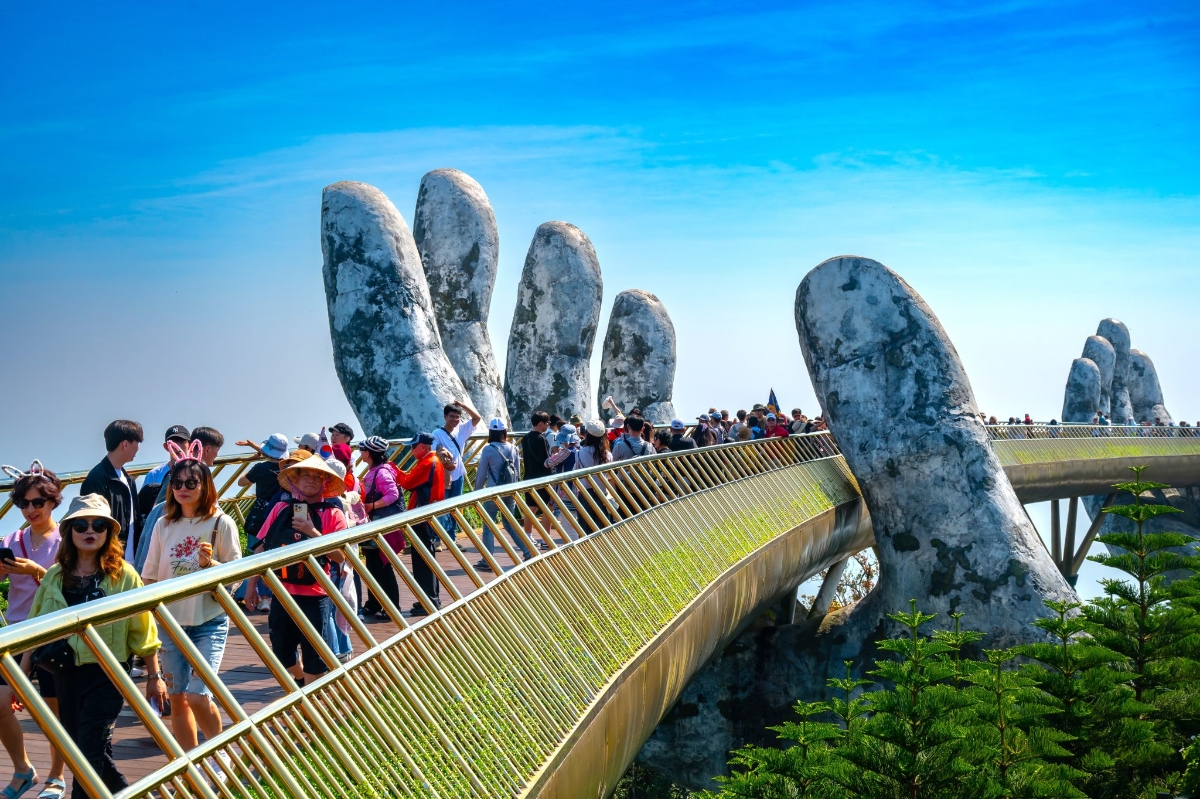 Chính sách thị thực mới tạo đòn bẩy tăng trưởng khách quốc tế.