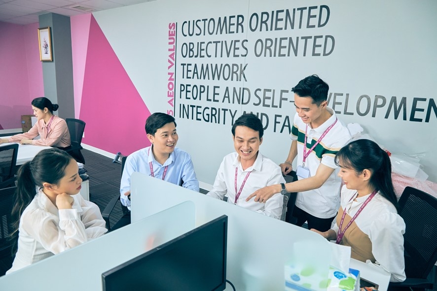 Môi trường làm việc đa dạng, để các nhân sự ở mọi thế hệ đều có cơ hội phát triển công bằng.