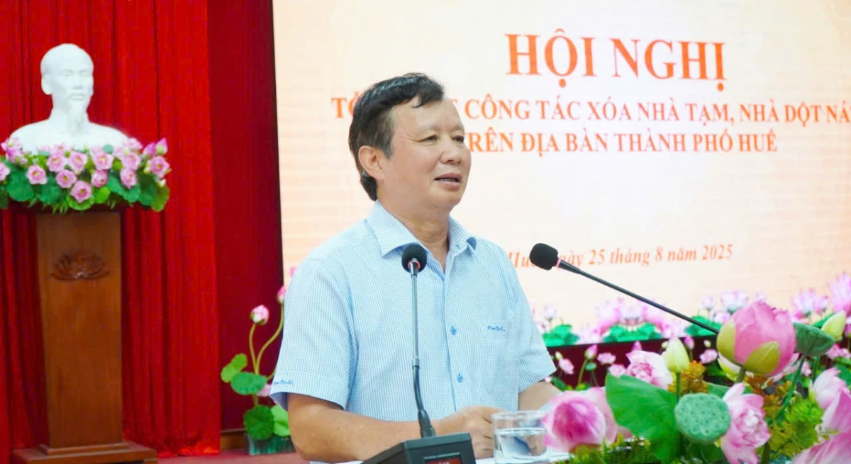 Bí thư Thành ủy Huế Lê Trường Lưu phát biểu tại hội nghị