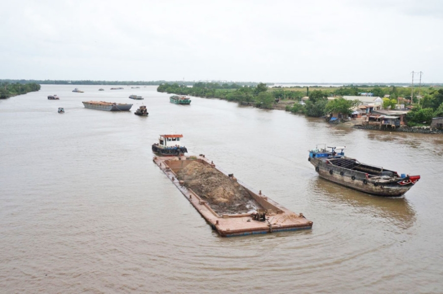 Khơi thông tuyến đường thủy sông Sài Gòn - Vàm Cỏ Đông sẽ giúp giảm tải đáng kể cho quốc lộ 22 và cao tốc TP.HCM - Mộc Bài. Ảnh minh họa