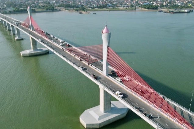 Từ 6h ngày 25/8/2025, cấm người và mọi phương tiện lưu thông qua cầu Cửa Hội.