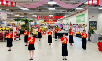 Quốc khánh 2/9: Tưng bừng kích cầu tiêu dùng từ hai đầu đất nước
