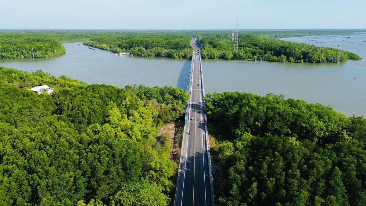 Sẽ hạn chế hoạt động của xe công nghệ, xe kinh doanh vận tải dưới mức khí thải và thí điểm hạn chế lưu thông phương tiện dưới tiêu chuẩn khí thải trên đường Rừng Sác.