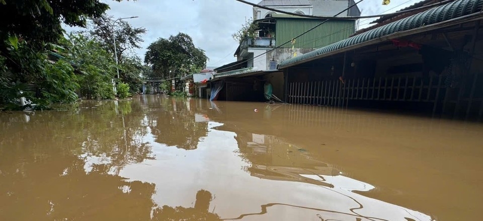 Tại đây,&nbsp;nước dâng lên từ 2 giờ sáng đến 17 giờ cùng ngày 26/8