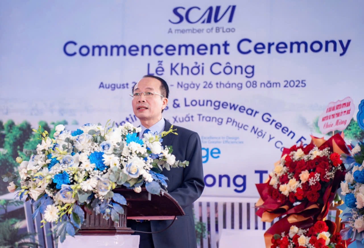 &nbsp;Phó Chủ tịch UBND thành phố Huế Phan Quý Phương phát biểu tại lễ khởi công