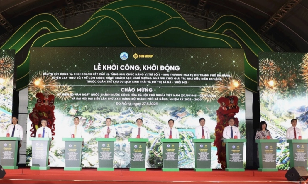 Khởi công, khởi động vị trí số 5-Khu thương mại tự do Đà Nẵng. Ảnh Ngô Anh Văn