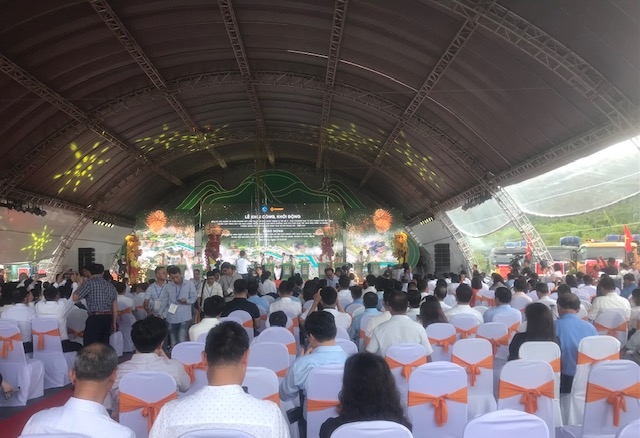 Toàn cảnh Lễ khởi công, khởi động dự án tại vị trí thứ 5 thuộc Khu thương mại tự do Đà Nẵng. Ảnh Ngô Anh Văn