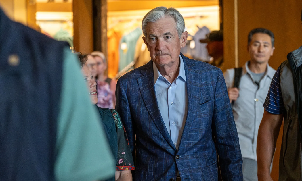 Chủ tịch Fed Jerome Powell tại hội nghị ở Jackson Hole hôm 22/8 - Ảnh: Bloomberg.