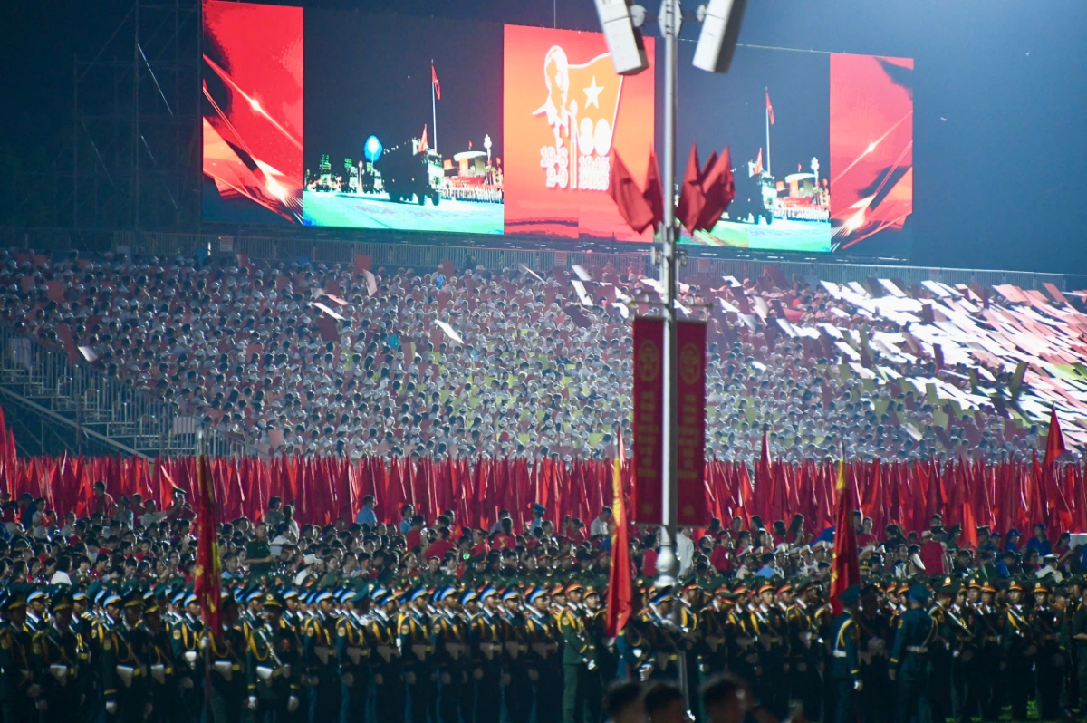 Không khí trang nghiêm mà phấn khởi tại&nbsp;Quảng trường Ba Đình trước giờ sơ duyệt.