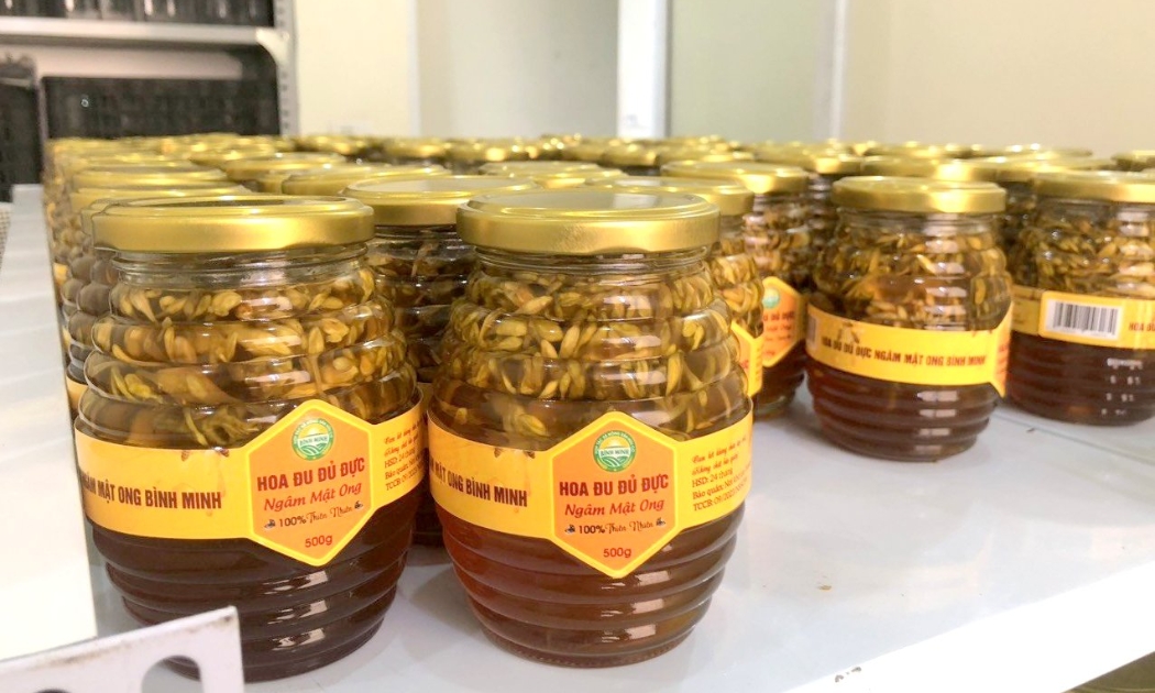 Sản phẩm hoa đu đủ đực ngâm mật ong - sản phẩm OCOP của Tuyên Quang được thị trường Anh lựa chọn.