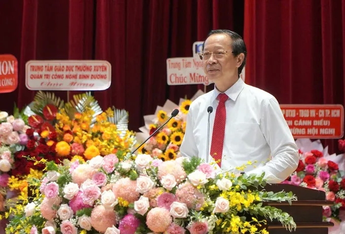 Thứ trưởng Bộ Giáo dục và Đạo tạo Phạm Ngọc Thưởng phát biểu tại hội nghị tổng kết, ngày 27/8/2025. Ảnh: Thu Tâm