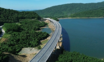 Vung Ang–Bung Expressway officially opens, enhancing north-central connectivity