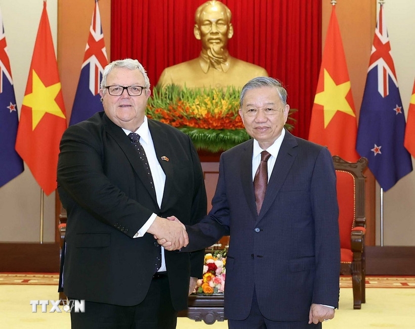 Tổng Bí thư Tô Lâm tiếp Chủ tịch Quốc hội New Zealand Gerry Brownlee ngày 28/8. Ảnh: TTXVN.