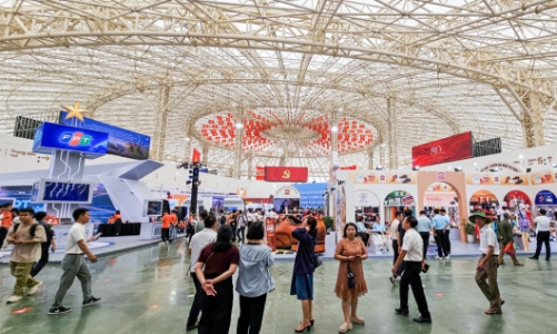 [Phóng sự ảnh]: Những khoảnh khắc ấn tượng tại Triển lãm “80 năm Hành trình Độc lập - Tự do - Hạnh phúc”