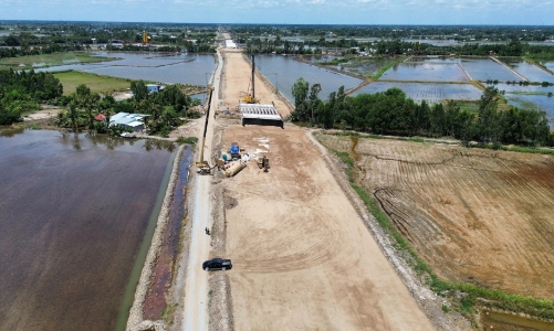 Đồng Nai siết tiến độ dự án trọng điểm, sẽ cấm đấu thầu mới với nhà thầu chậm tiến độ