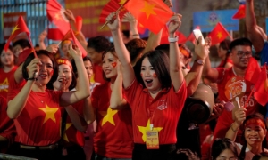 Tặng 100.000 đồng/người cho toàn dân nhân dịp Quốc khánh 2/9