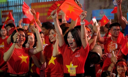 Tặng 100.000 đồng/người cho toàn dân nhân dịp Quốc khánh 2/9